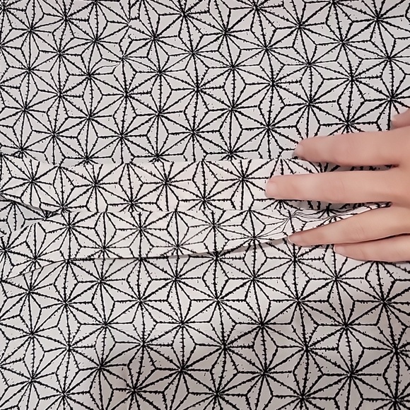 H&M Sleeveless Blouse - Picture 3 of 9